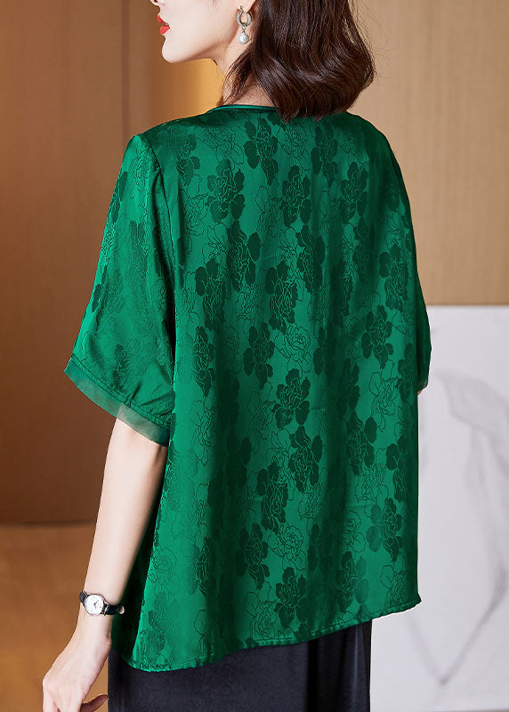 Well Tailored Shirt with a Graceful Silhouette