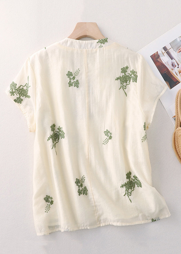 Effortlessly Elegant Blouse with a Timeless Design