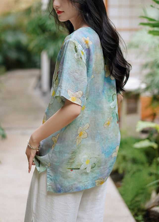 A Vintage Style Blouse with Delicate Timeless Details