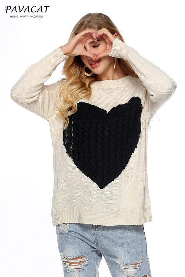 Effortlessly Elegant Sweater with a Timeless Design