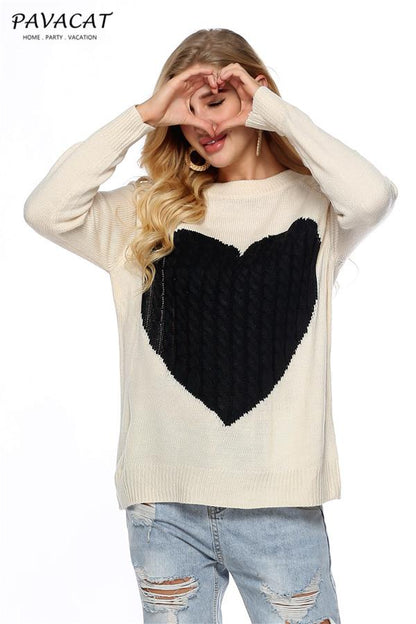 Effortlessly Elegant Sweater with a Timeless Design