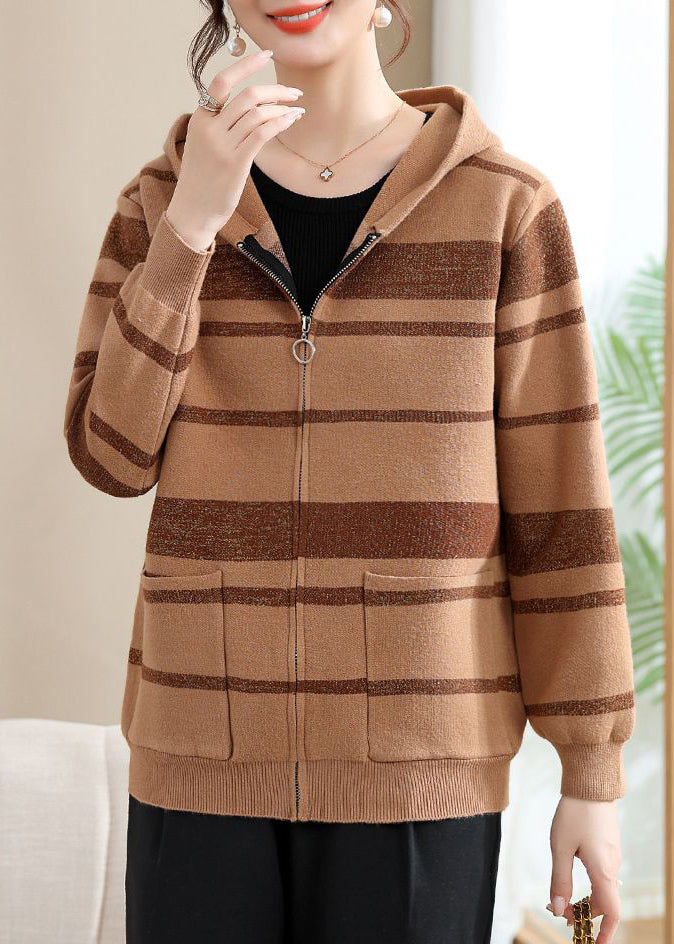 Gracefully Styled Cardigan for Any Occasion