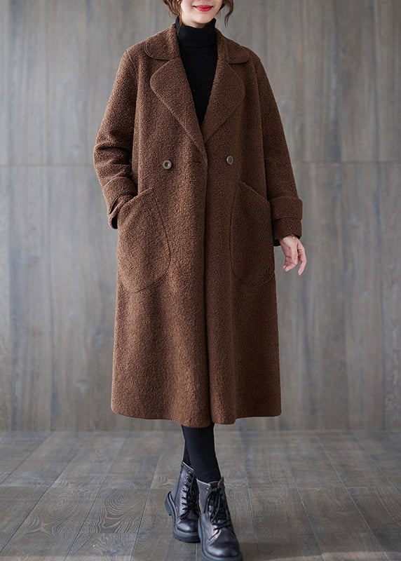 Classic Vintage Coat with a Flattering Fit