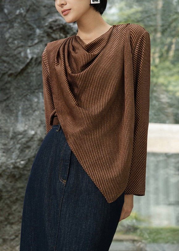 Beautifully Crafted Blouse in a Classic Style