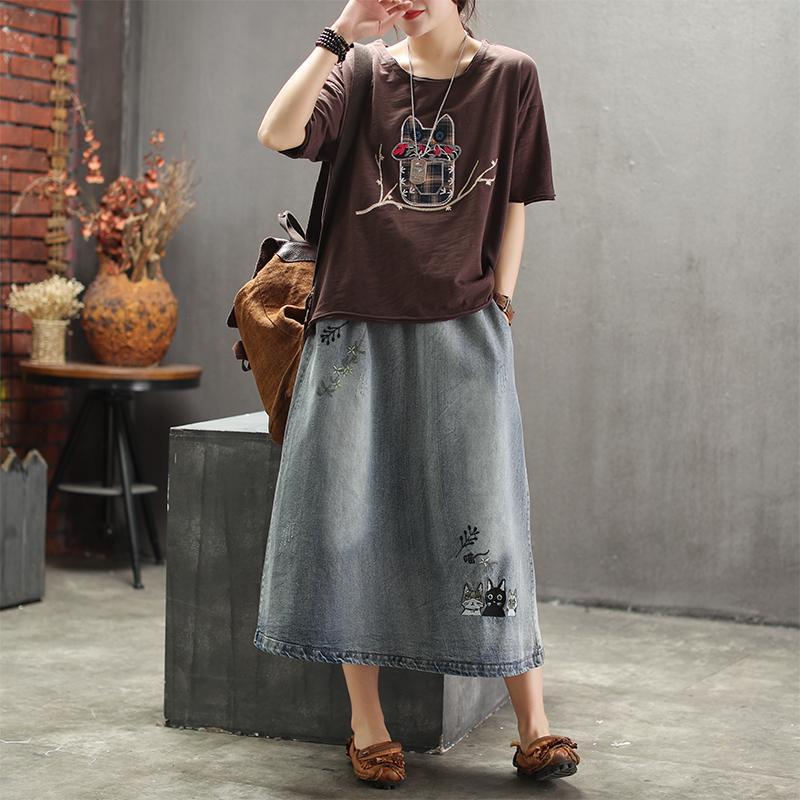 Gracefully Styled Garment for Any Occasion