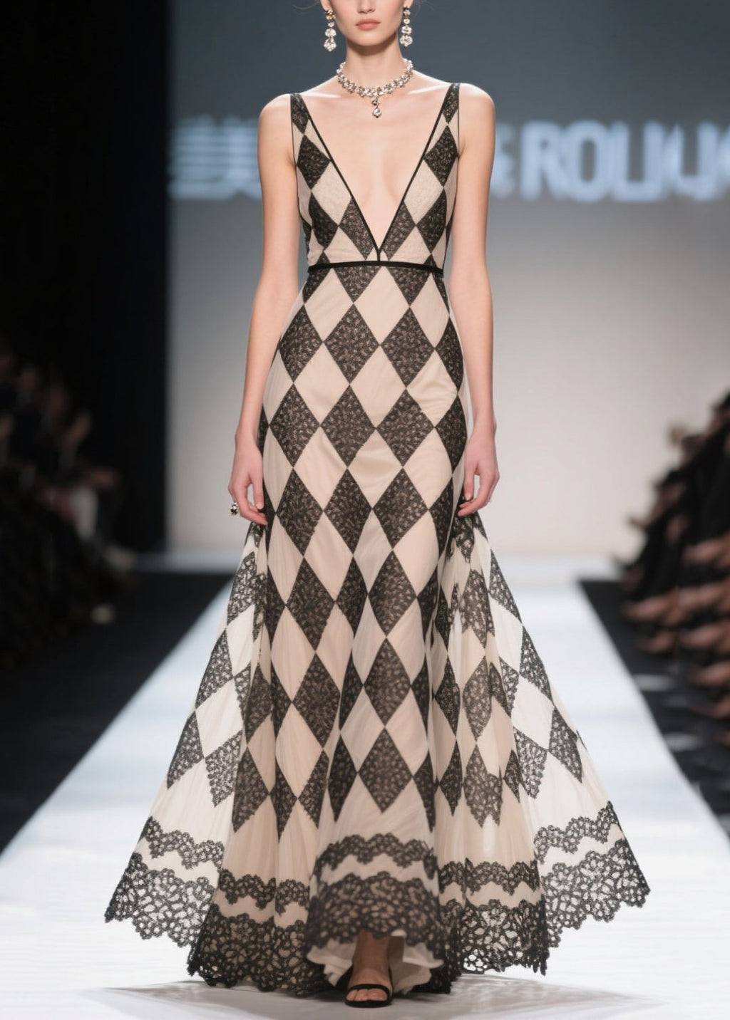 Sophisticated Dress with a Clean Classic Look