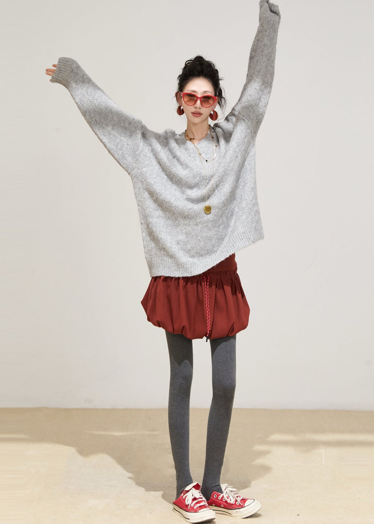 Well Tailored Sweater with a Graceful Silhouette