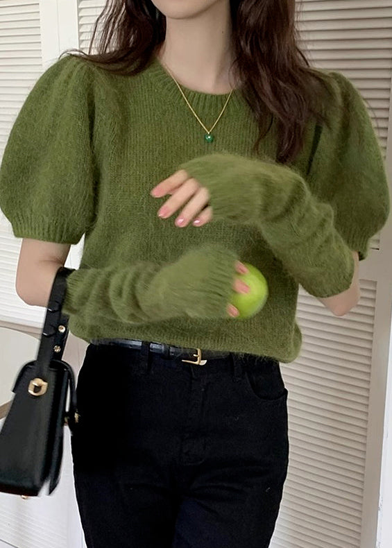 Beautifully Crafted Sweater in a Classic Style