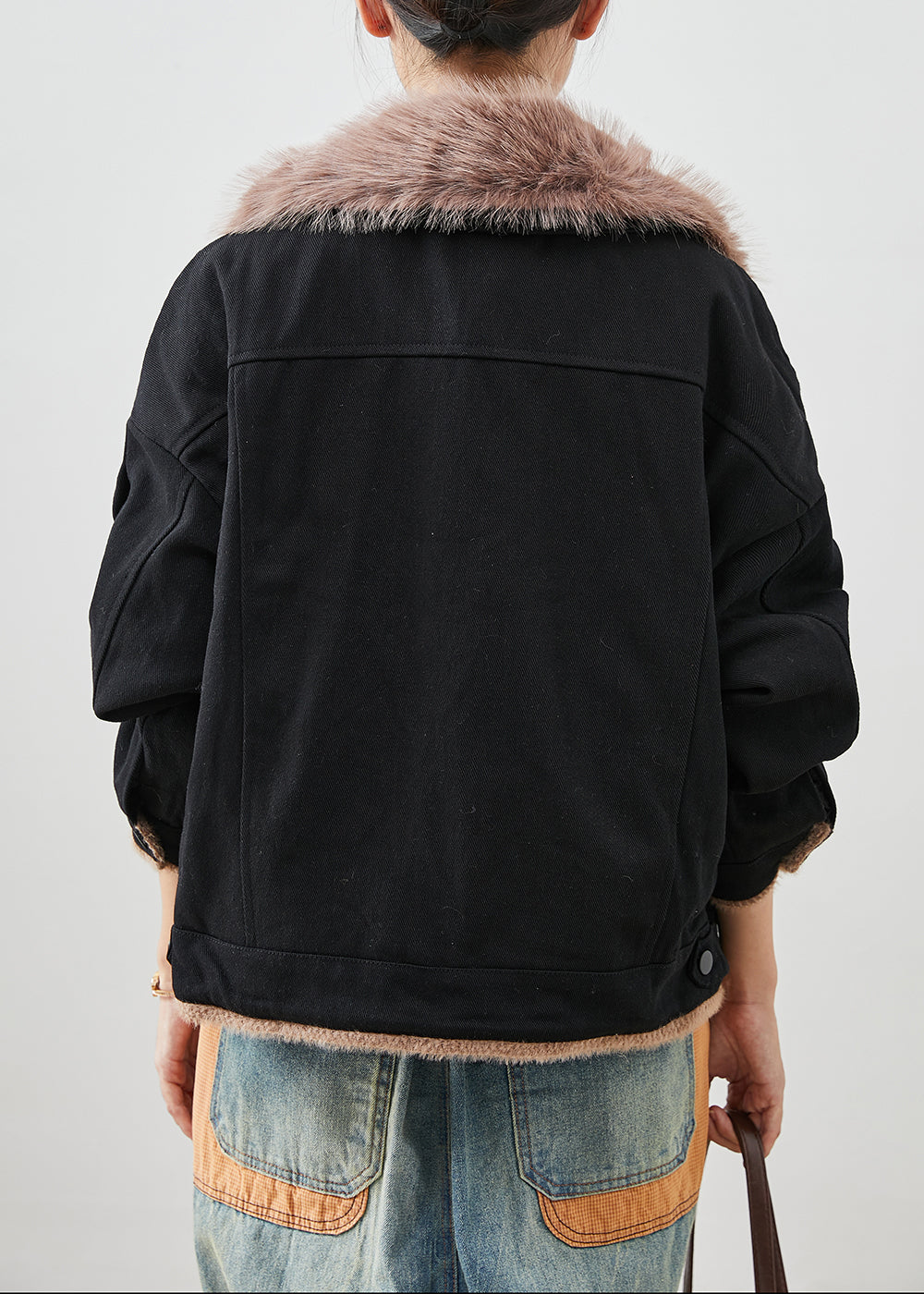 Gracefully Styled Coat for Any Occasion