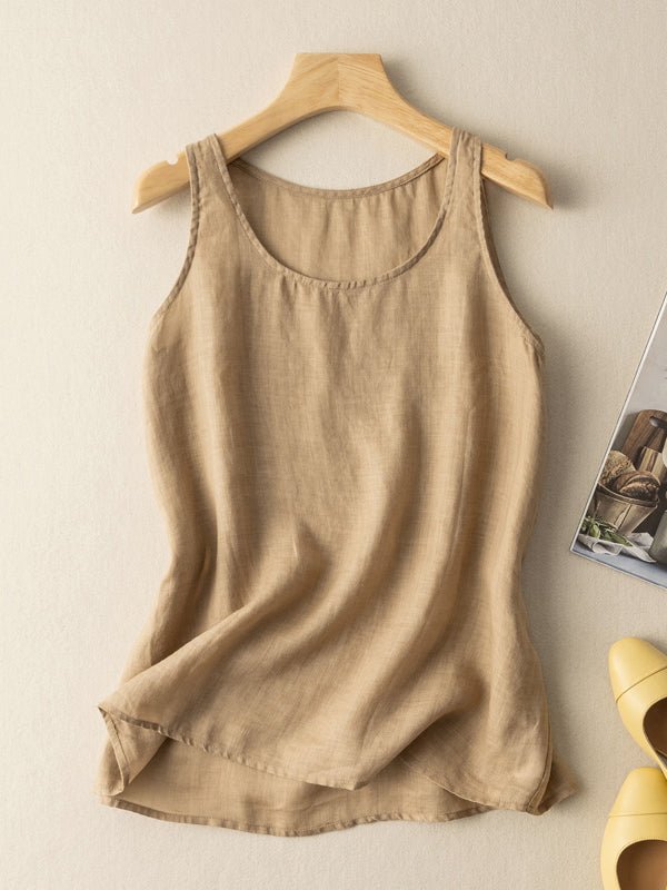Effortlessly Elegant Garment with a Timeless Design