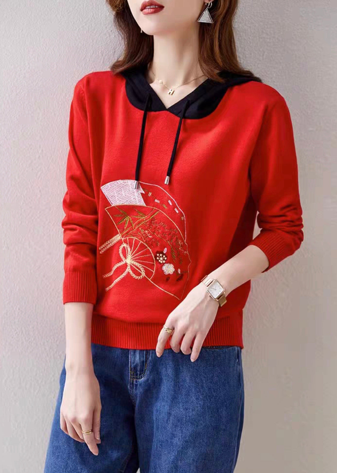 A Vintage Style Top with Delicate Timeless Details