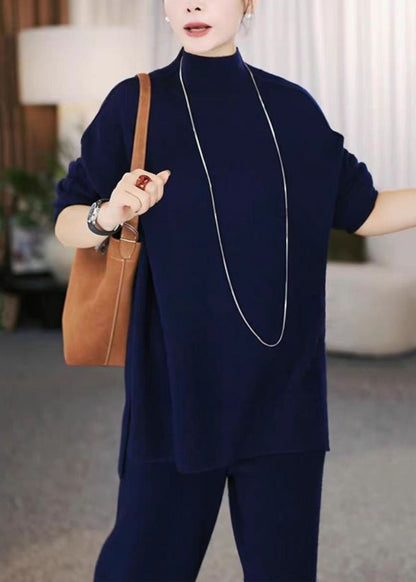 Well Tailored Sweater with a Graceful Silhouette