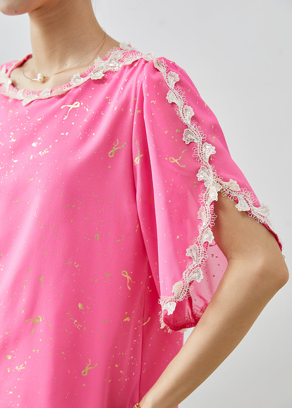 Effortlessly Elegant Top with a Timeless Design