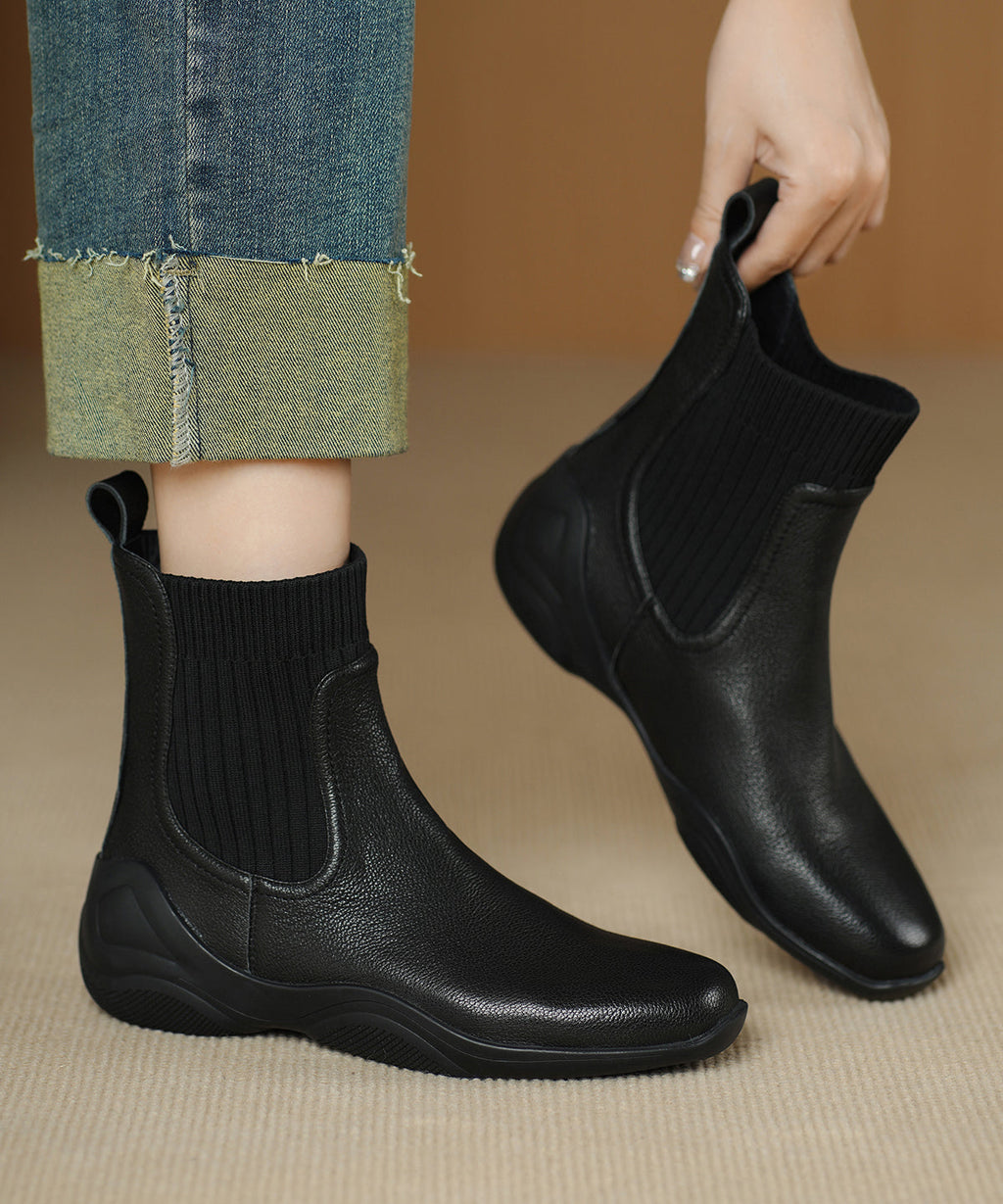 Graceful Orthopedic Boots for Modern Look