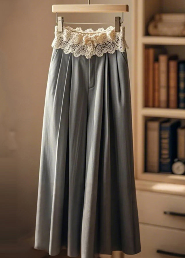 Well Tailored Pants with a Graceful Silhouette