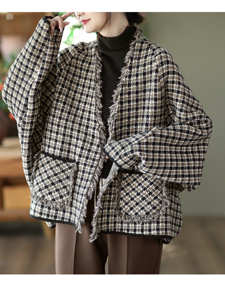 Elegantly Styled Coat for Everyday Wear