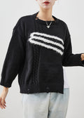 Well Tailored Sweater with a Graceful Silhouette