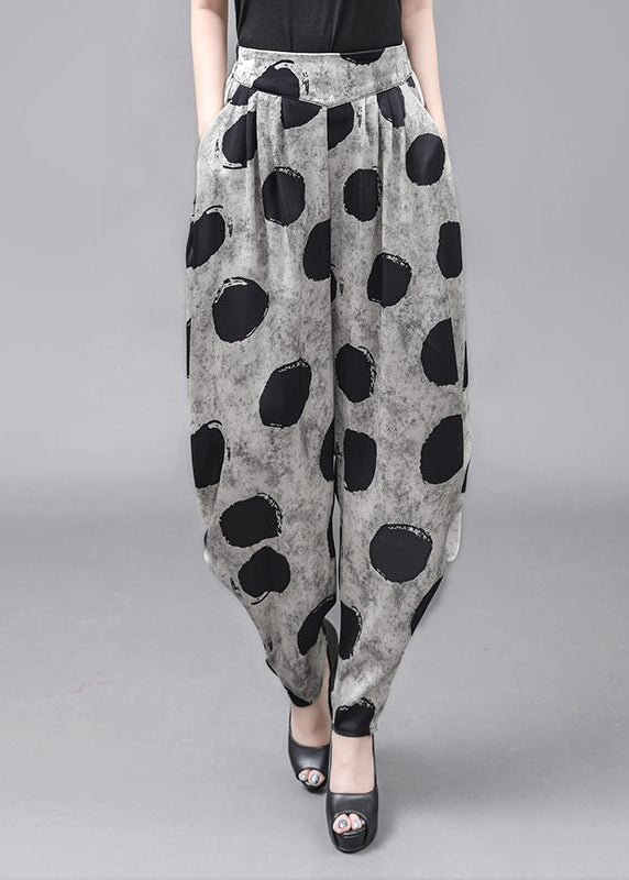 Well Tailored Pants with a Graceful Silhouette