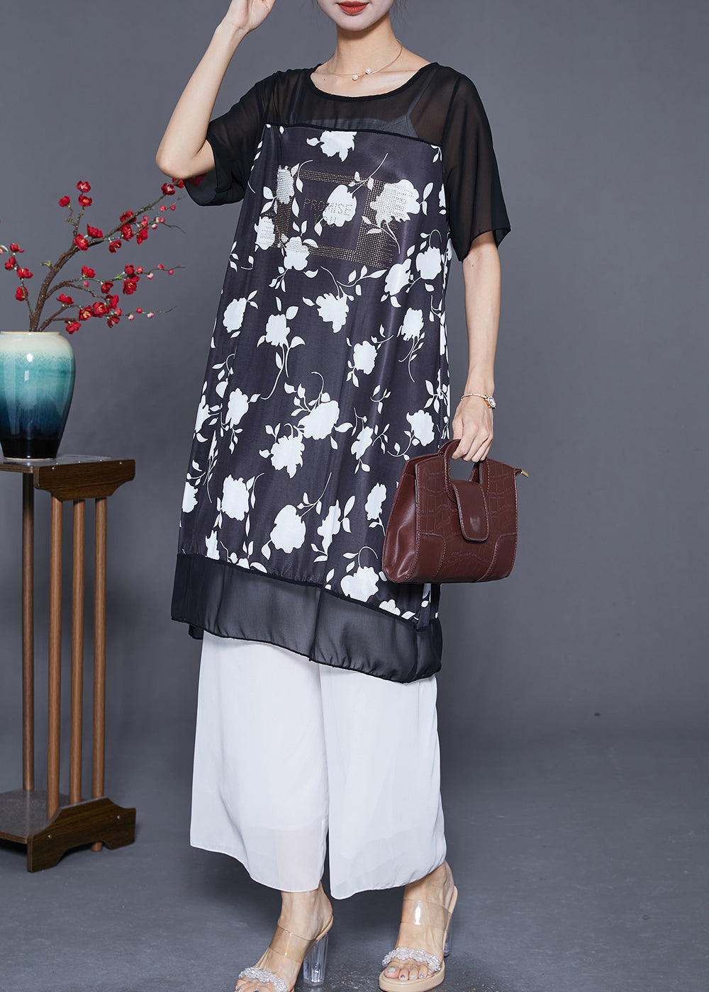 Beautifully Crafted Dress in a Classic Style