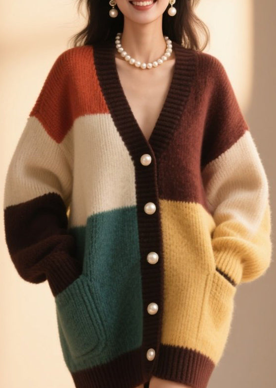 Classic Vintage Cardigan with a Flattering Fit
