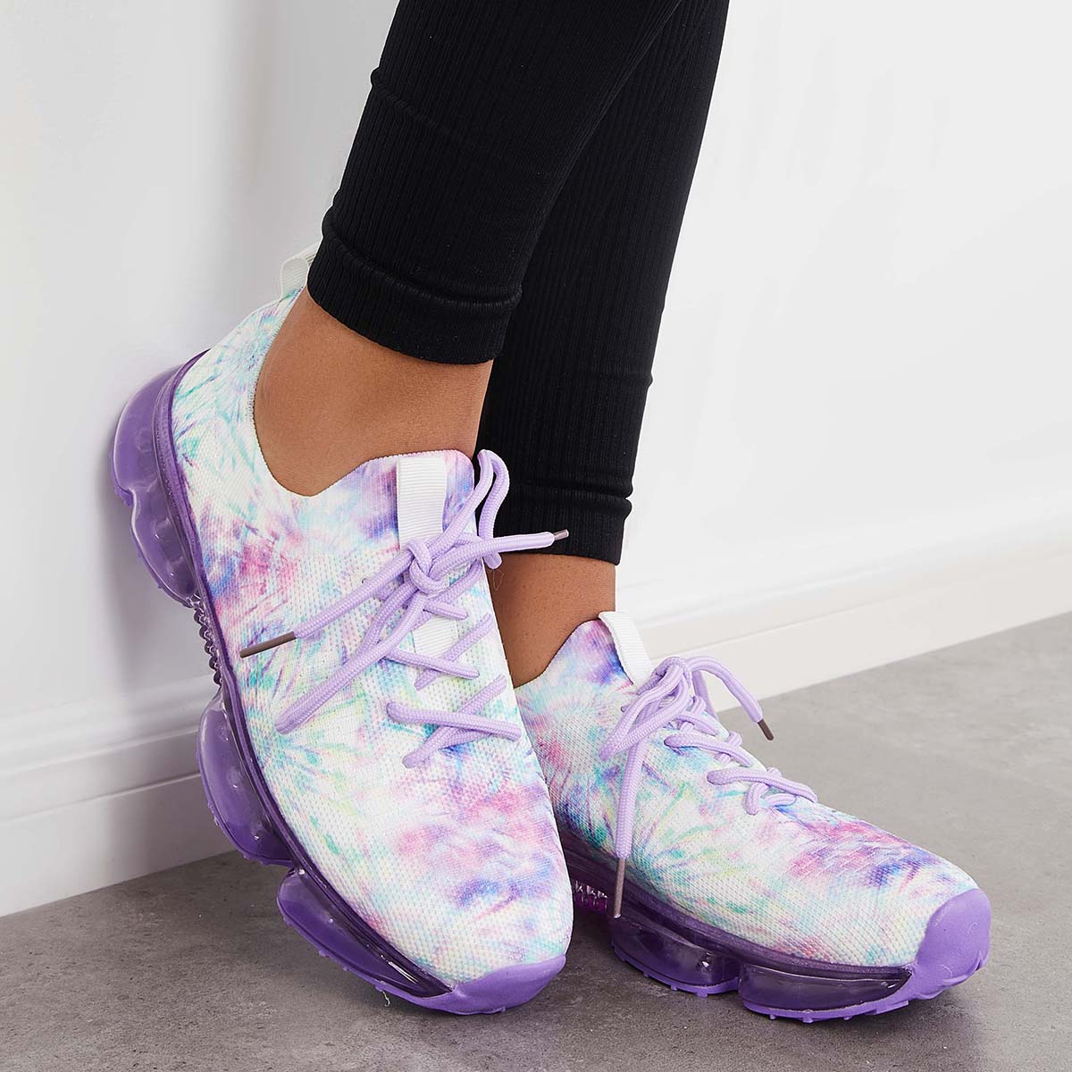 Chic Orthopedic Sneakers with Unique Design