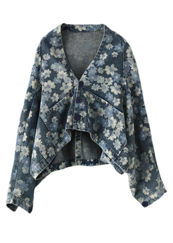 Sophisticated Coat with a Clean Classic Look
