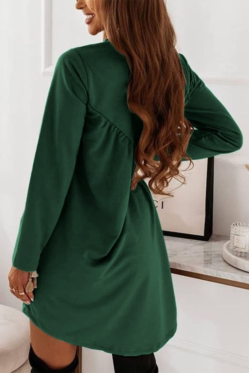 Well Tailored Dress with a Graceful Silhouette