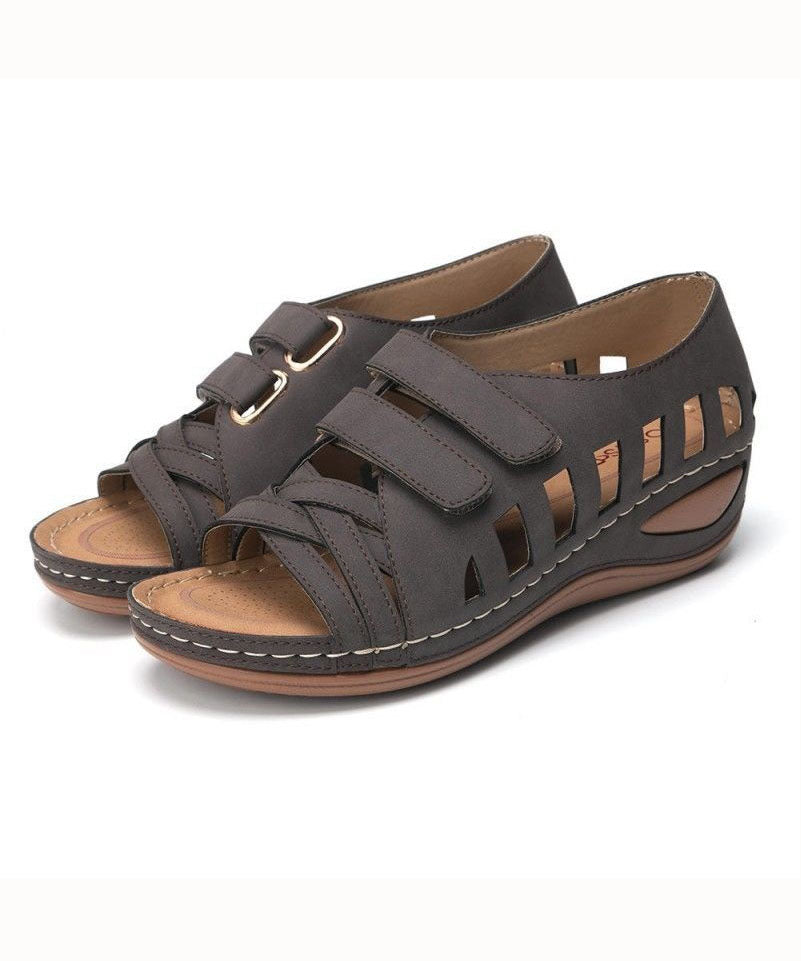 Graceful Orthopedic Sandals for Modern Look