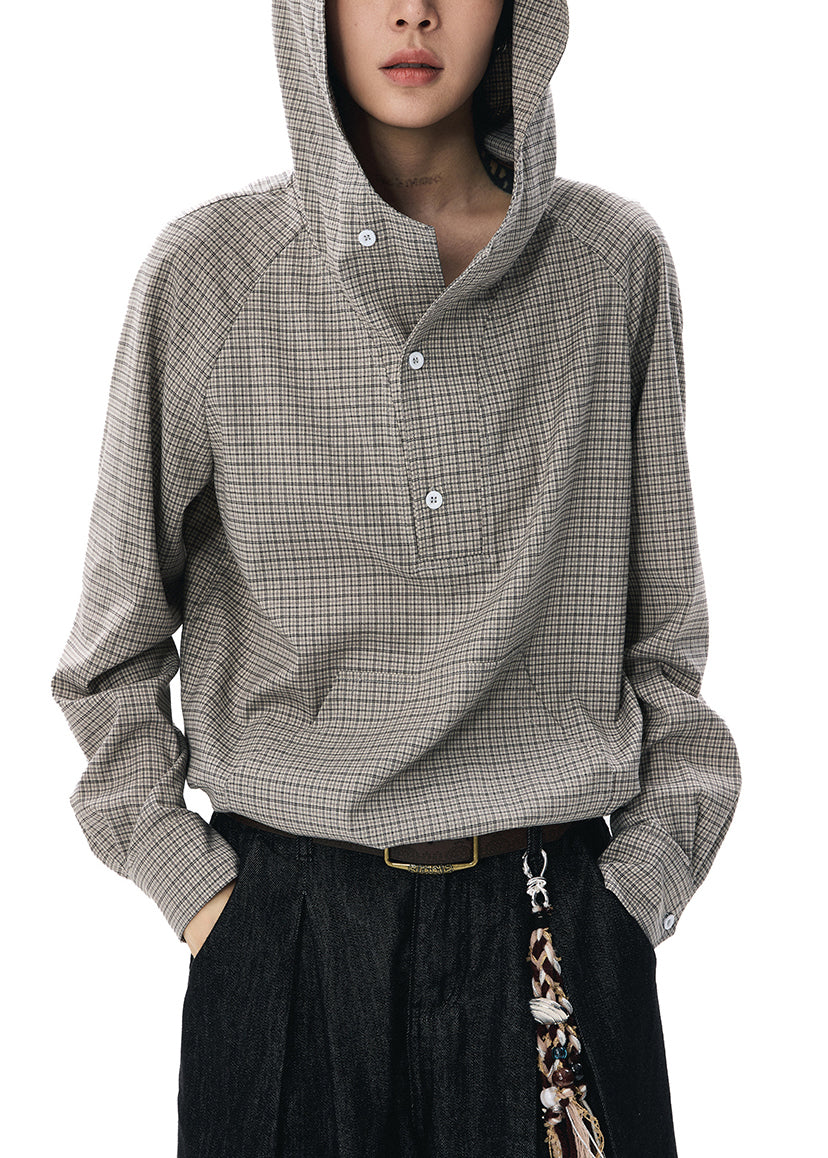 Classic Vintage Shirt with a Flattering Fit