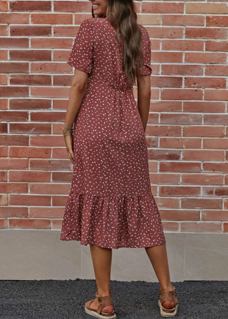 Classic Vintage Dress with a Flattering Fit