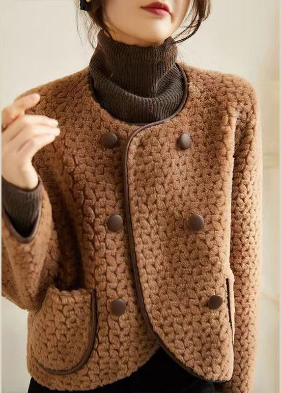 Elegantly Styled Coat for Everyday Wear