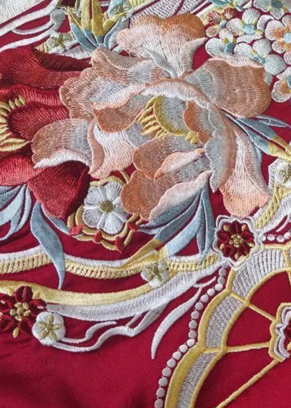 Beautifully Finished Top in a Timeless Design
