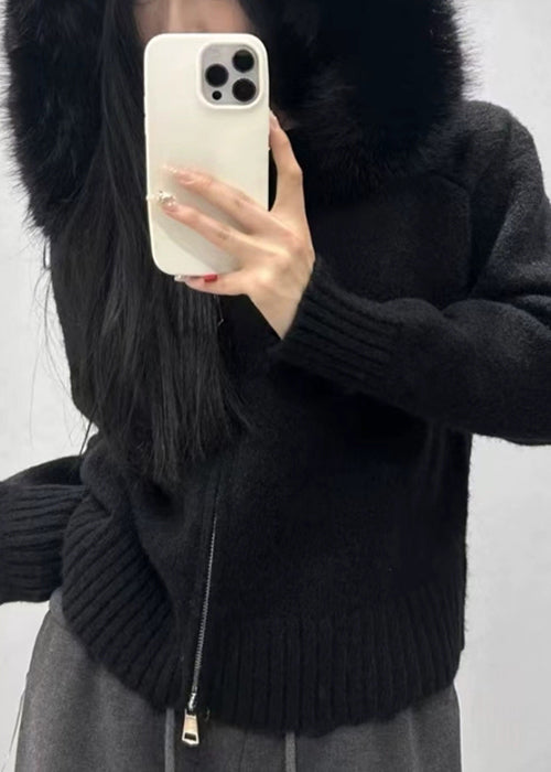 Effortlessly Elegant Coat with a Timeless Design