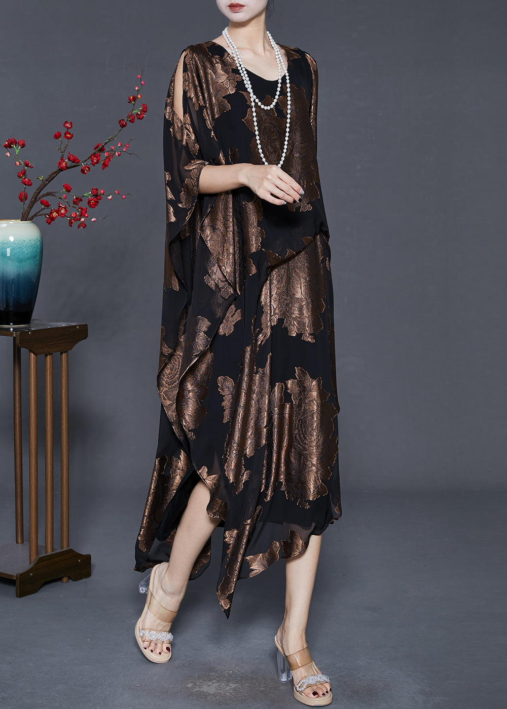 Classic Vintage Dress with a Flattering Fit