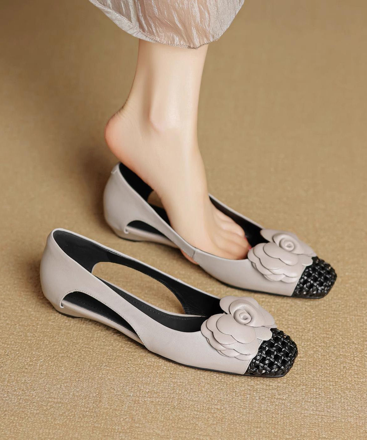 Graceful Orthopedic Shoes for Modern Look
