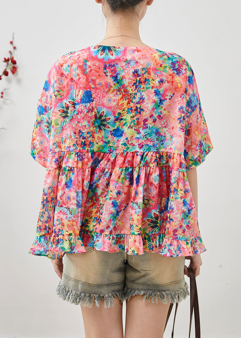 Effortlessly Elegant Shirt with a Timeless Design
