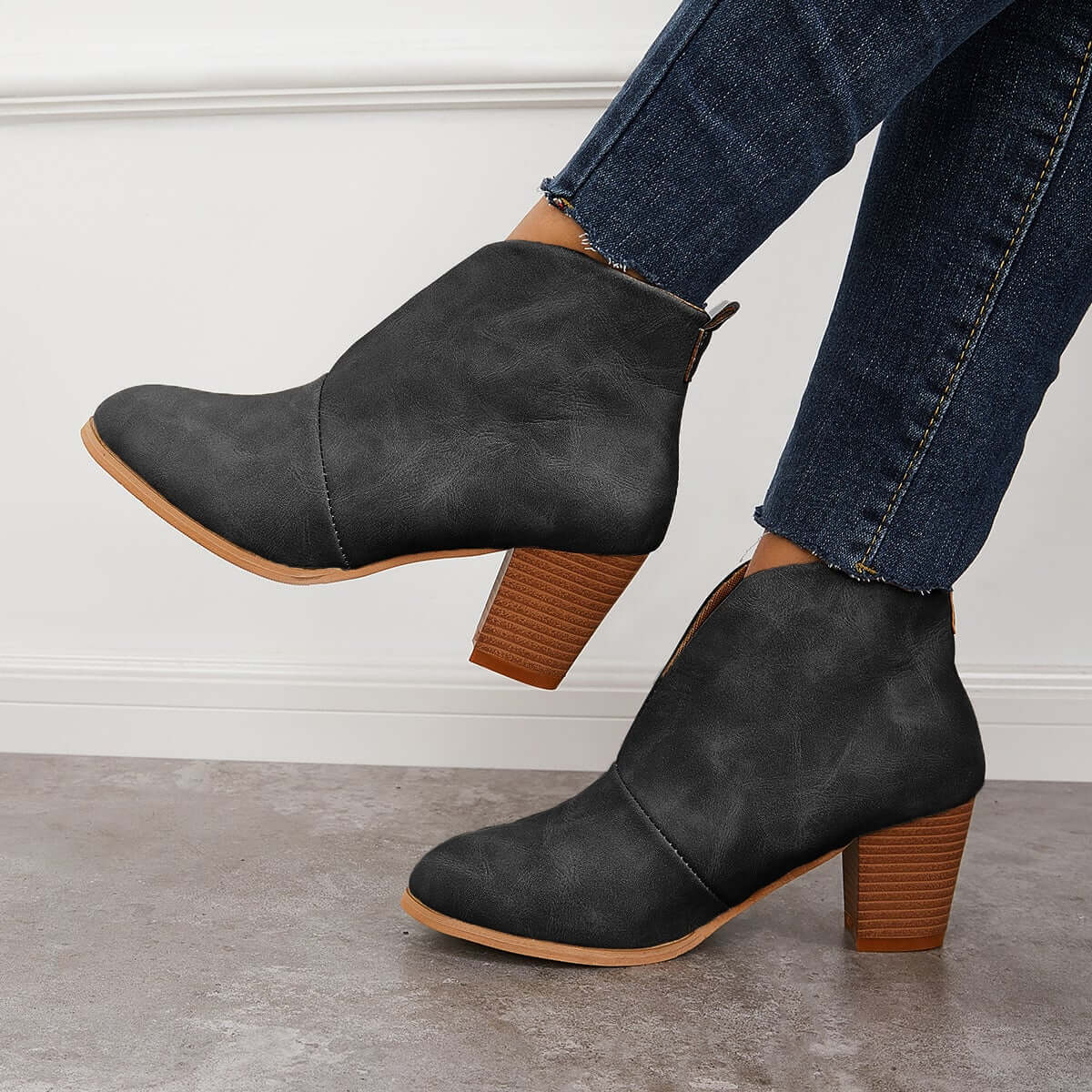Graceful Orthopedic Boots for Modern Look