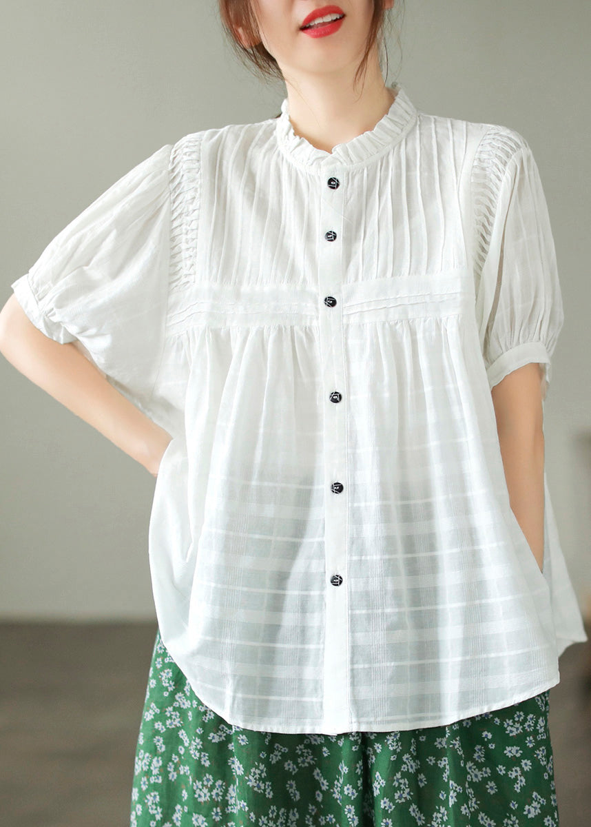 Effortlessly Elegant Top with a Timeless Design