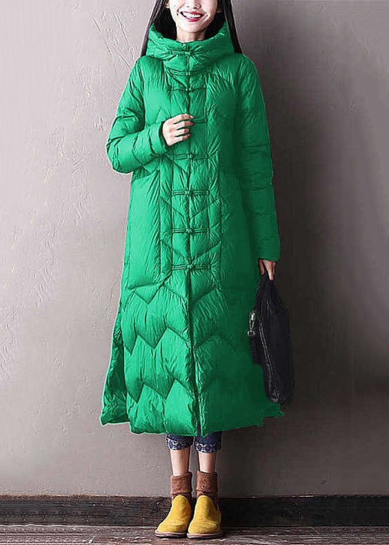 Well Tailored Coat with a Graceful Silhouette