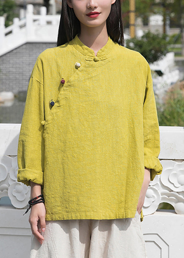 Well Tailored Top with a Graceful Silhouette