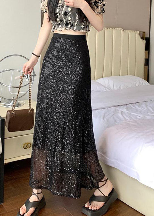 Effortlessly Elegant Garment with a Timeless Design