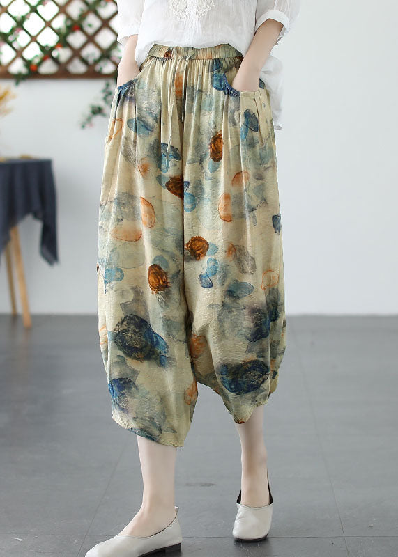 Effortlessly Elegant Pants with a Timeless Design