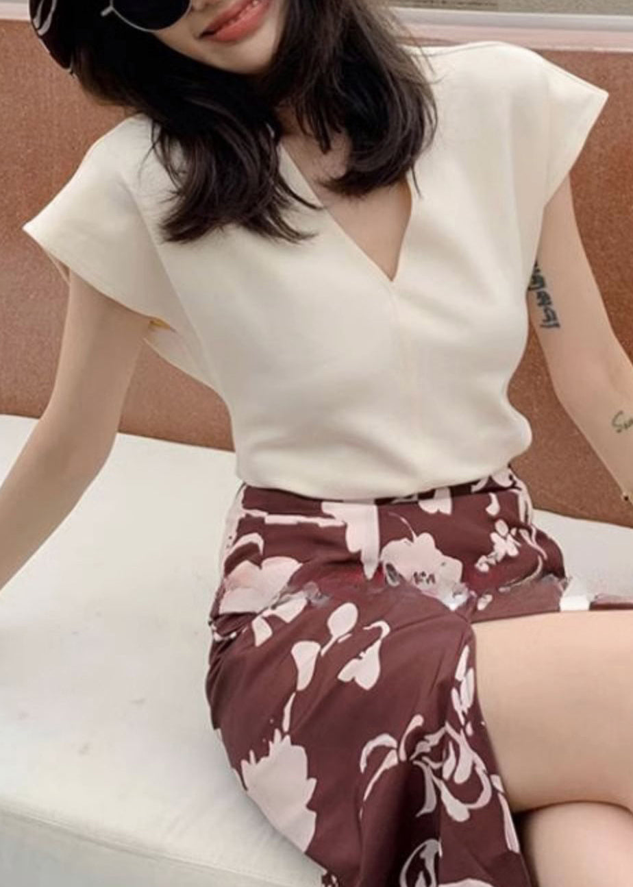 Classic Vintage Shirt with a Flattering Fit