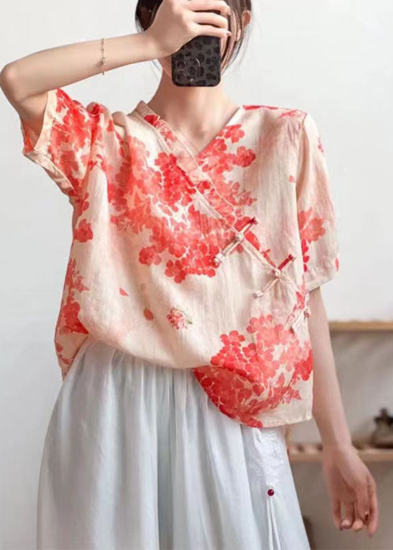A Vintage Style Top with Delicate Timeless Details