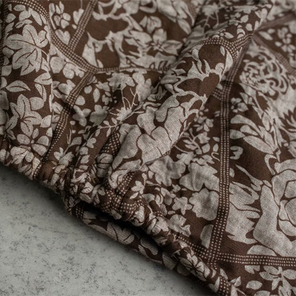 Effortlessly Elegant Garment with a Timeless Design
