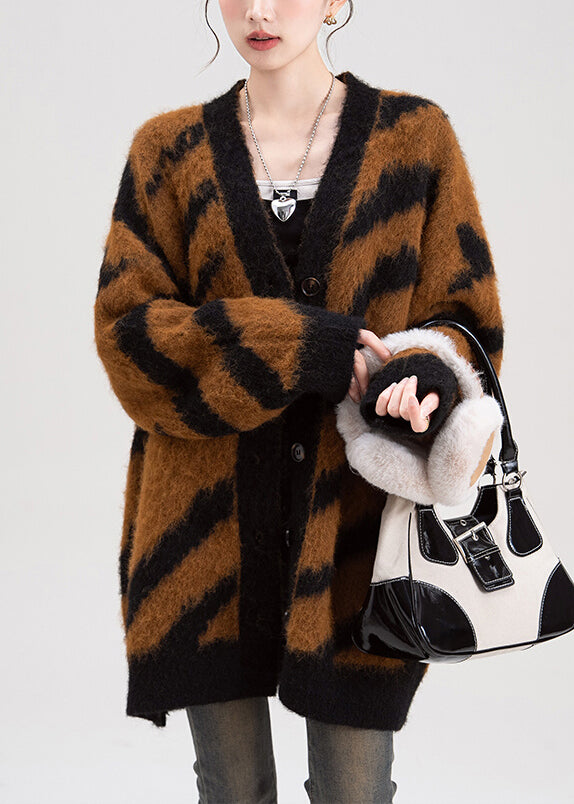 Polished Cardigan with an Effortless Classic Look