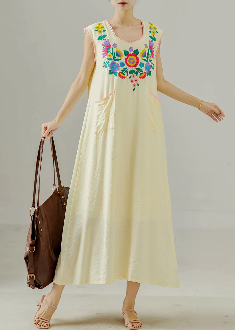 Classic Vintage & Enduringly Stylish Dress