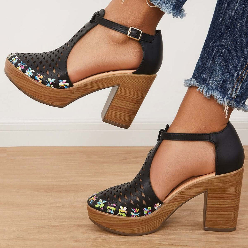 Classic Orthopedic Sandals with Timeless Style
