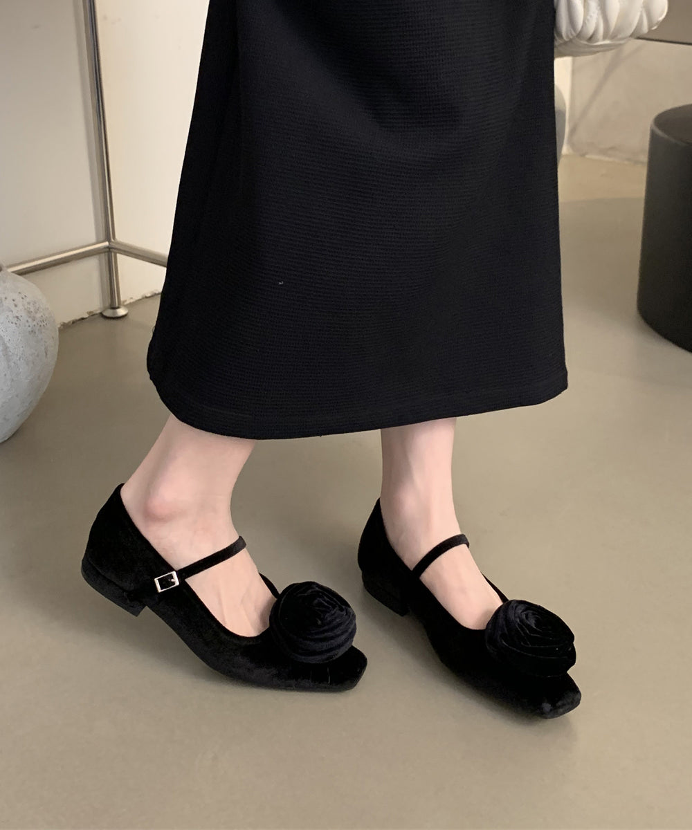 Graceful Orthopedic Shoes for Modern Look