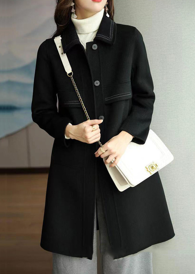 Gracefully Styled Coat for Any Occasion